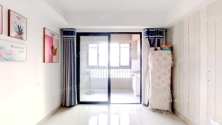 华地翡翠蓝湾三期朗园二手房实景图