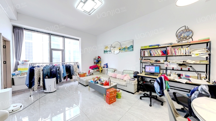 善见豪山二手房实景图