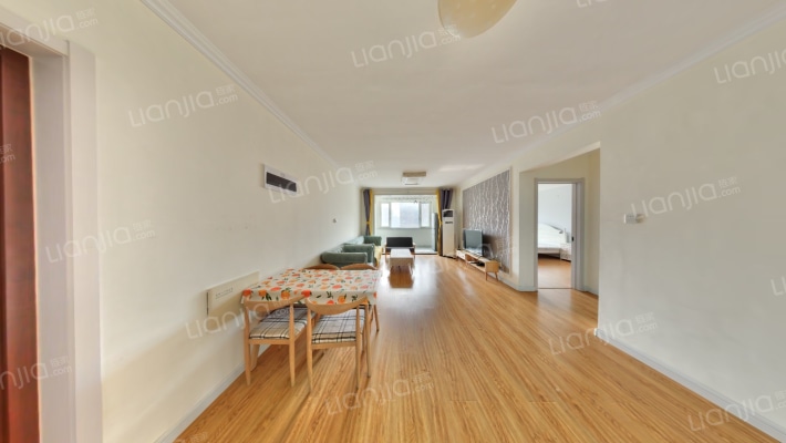 山钢建设凭海临风三期二手房实景图