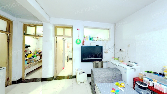 卫生路16号二手房实景图