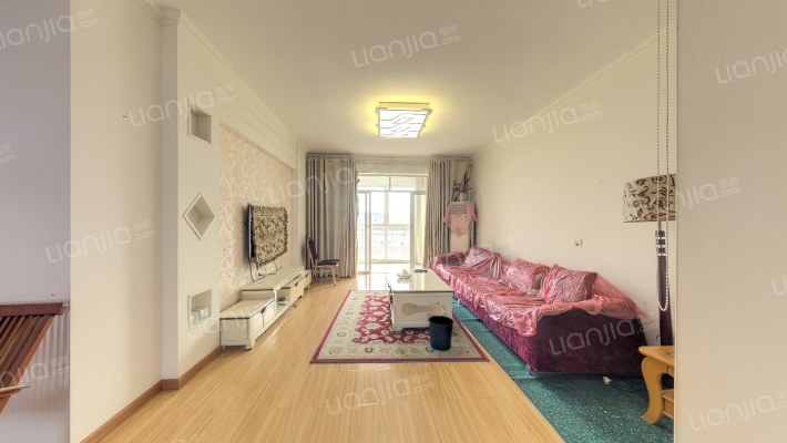 卧龙小区二手房实景图