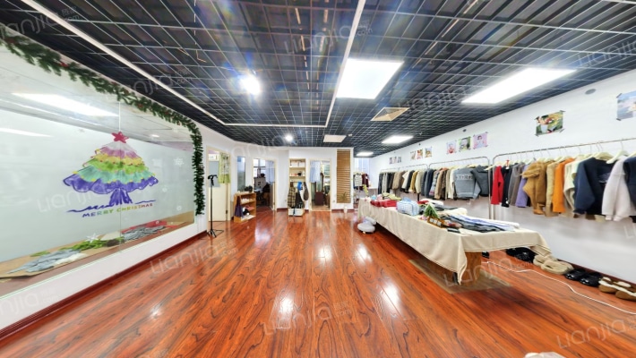 国际企业中心二手房实景图