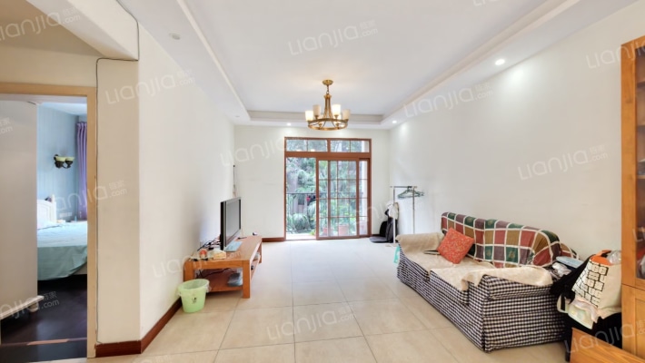 骏逸蓝山二手房实景图