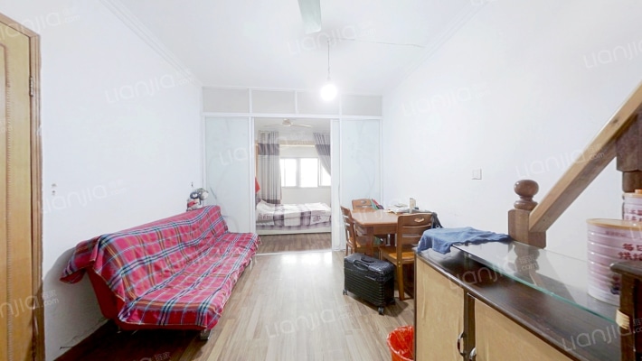 龙山公寓小区二手房实景图