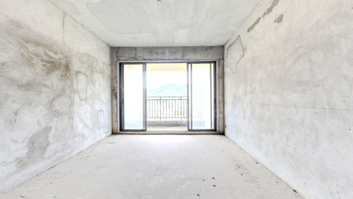 半山名苑二手房实景图