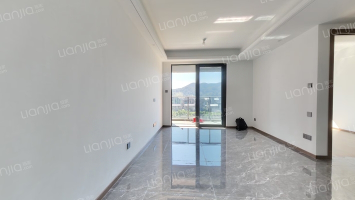 众安泽翠居二手房实景图