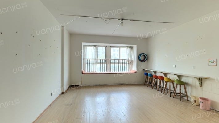 香滨左岸一组团二手房实景图