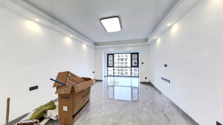 郁金香花园二手房实景图