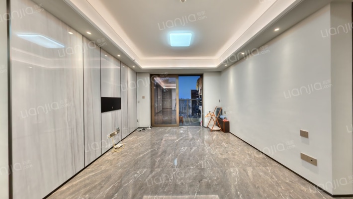 鸿荣源博誉府二手房实景图