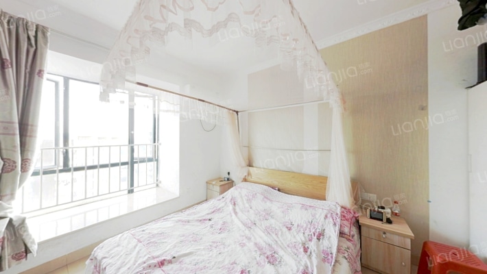 塘厦东郡二手房实景图