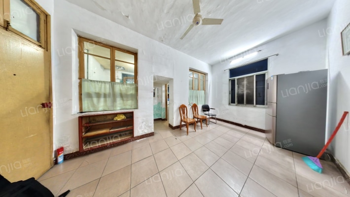 幸福282小区二手房实景图