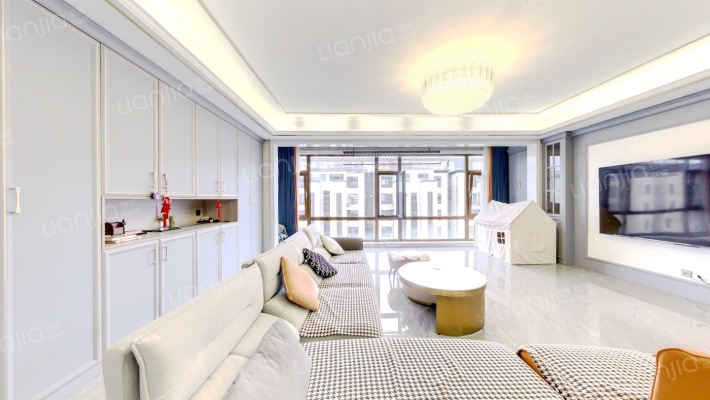 净月深水湾二手房实景图