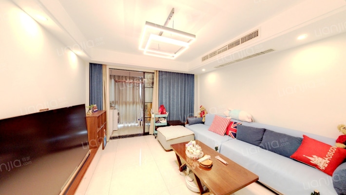 水岸枫情二手房实景图