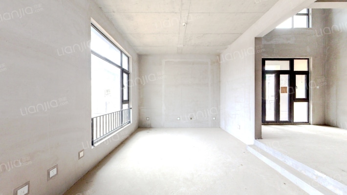 牛驼温泉孔雀城沁泉苑二手房实景图