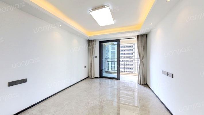 美的天誉二手房实景图