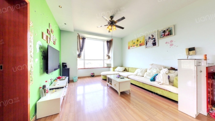 花香逸苑二手房实景图