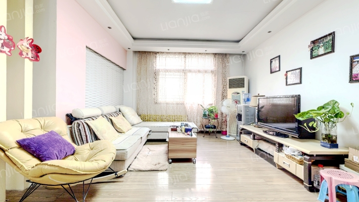 三国昶源小区二手房实景图