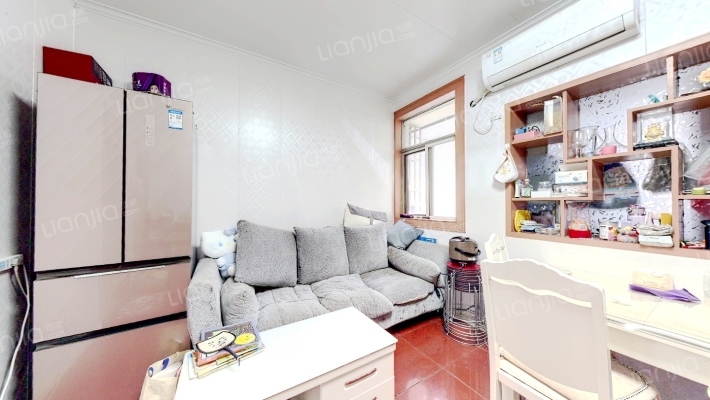 康华新村二手房实景图