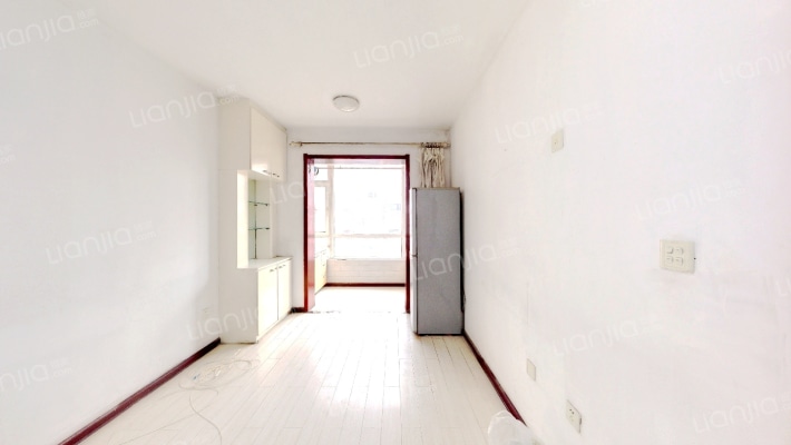 岐山馨园二手房实景图