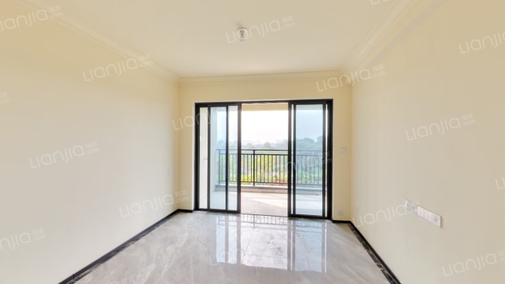 碧桂园凤凰城二手房实景图