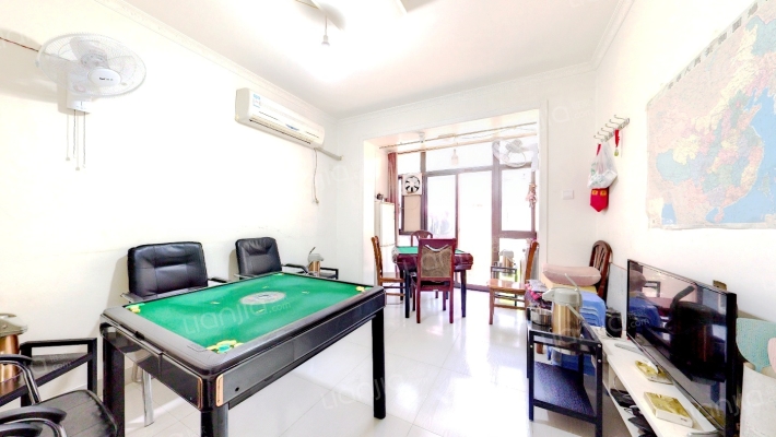 梅岭小区二手房实景图