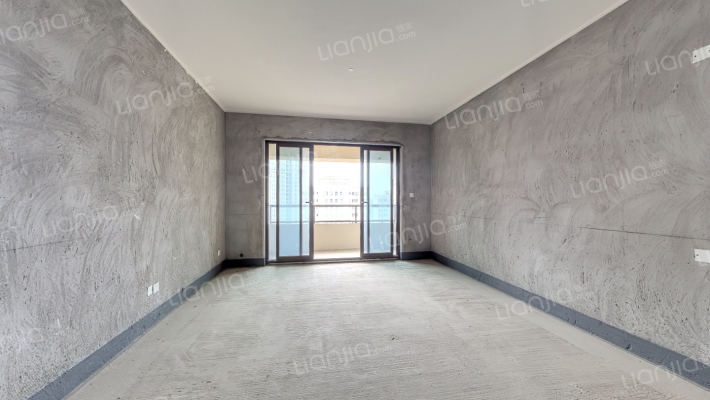 中伦金海岸二手房实景图