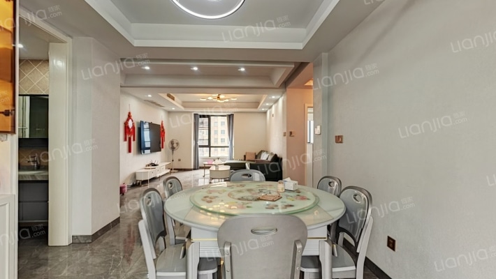 锦江华庭二手房实景图