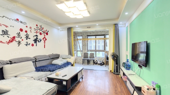 富田兴和苑二手房实景图