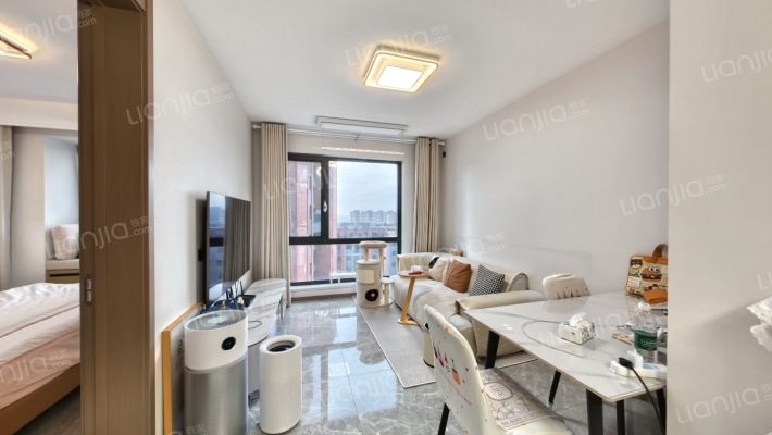 中海寰宇视界二手房实景图