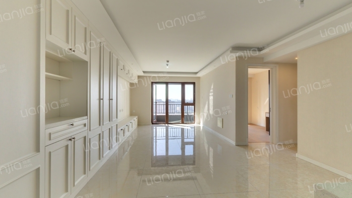 万科翡翠滨江一期二手房实景图