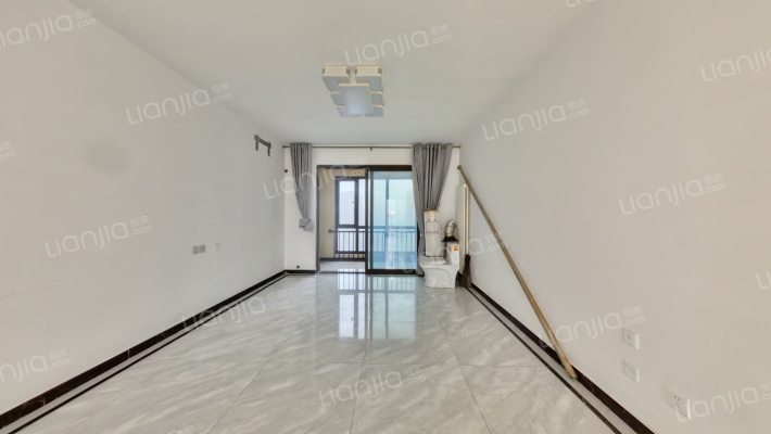 奥兰和园二手房实景图