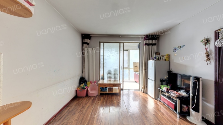 新区名苑二手房实景图