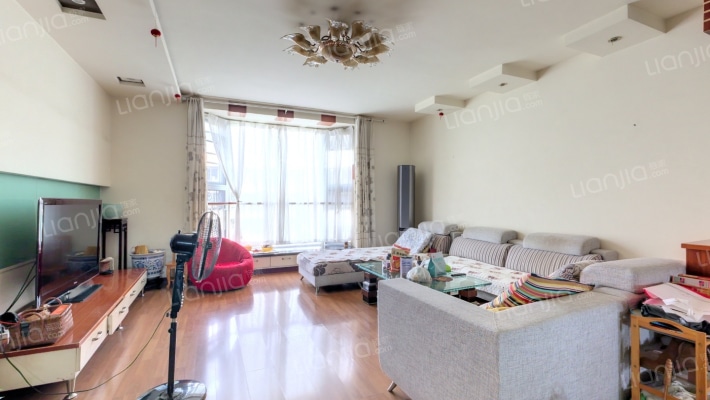 凤溪大道社区金强会所二手房实景图