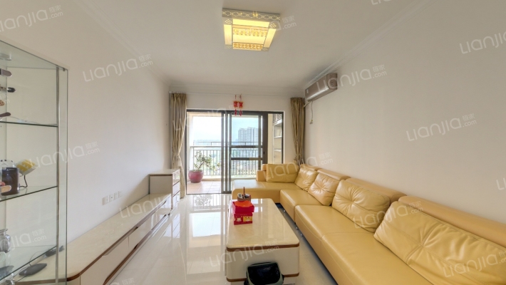 御龙山盛荟二手房实景图