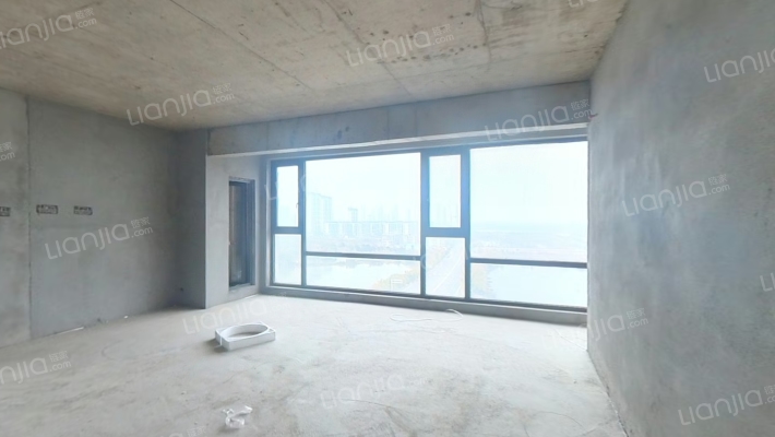 泰禾富凤凰府二手房实景图