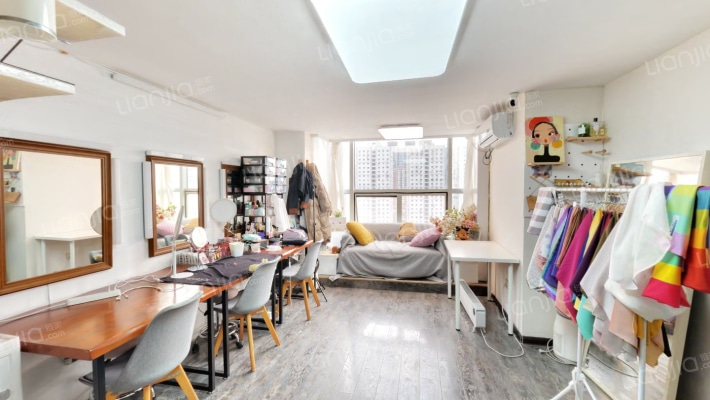 天空之都二手房实景图