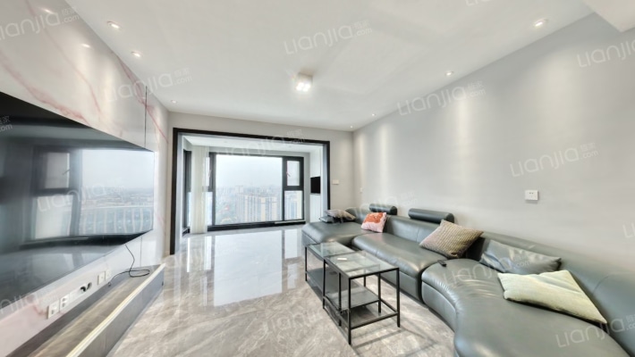 保利国宾首府二手房实景图