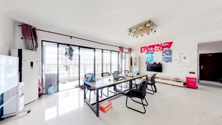 俊杰华府二手房实景图