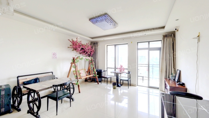 锐力领峰二手房实景图