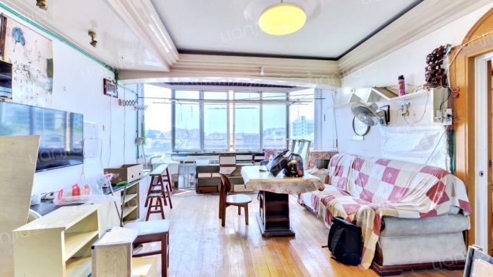 海天苑新村二手房实景图