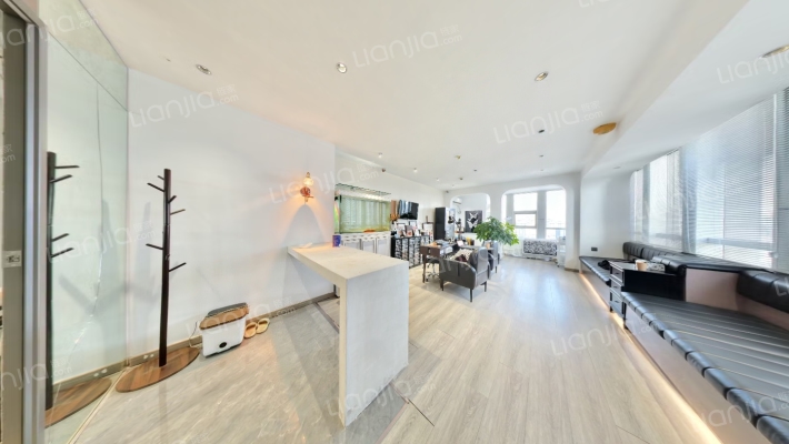 新青年广场二手房实景图