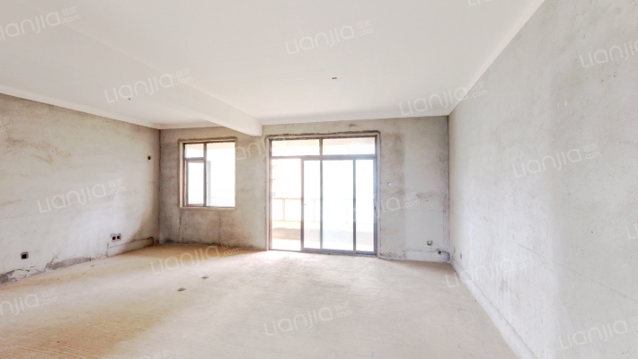 瑞仕华庭二手房实景图