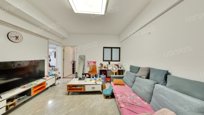 前海铂寓二手房实景图