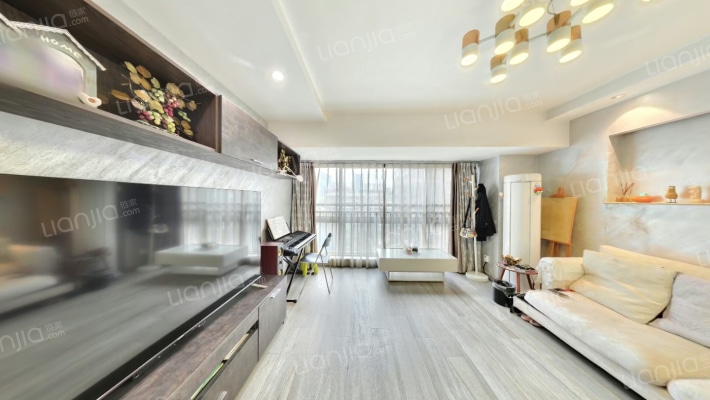 曼哈顿自然派二手房实景图