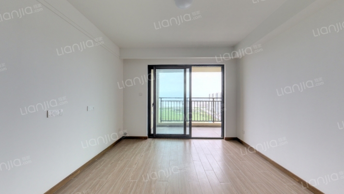 招商蛇口十里海湾星悦湾二手房实景图