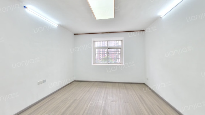 鑫江花园西区二手房实景图