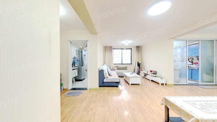 德海苑南区二手房实景图