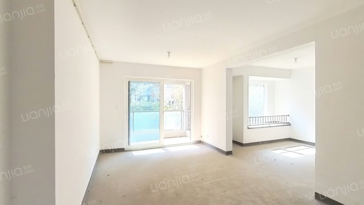 沁兰名邸二手房实景图