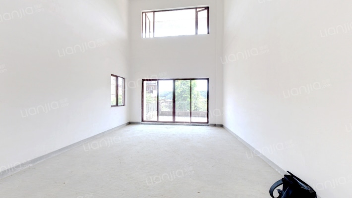 保利公园2010约克郡二手房实景图