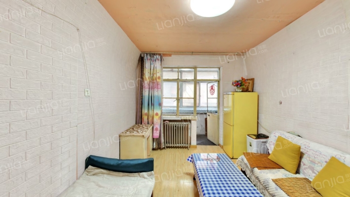 沛丰大厦二手房实景图